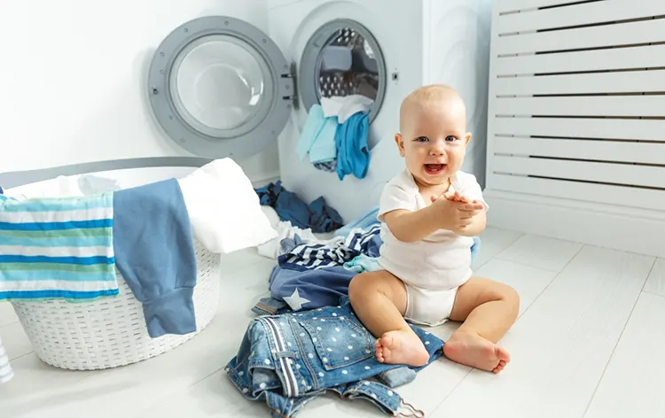 شستن لباس بچه با ماشین لباسشویی