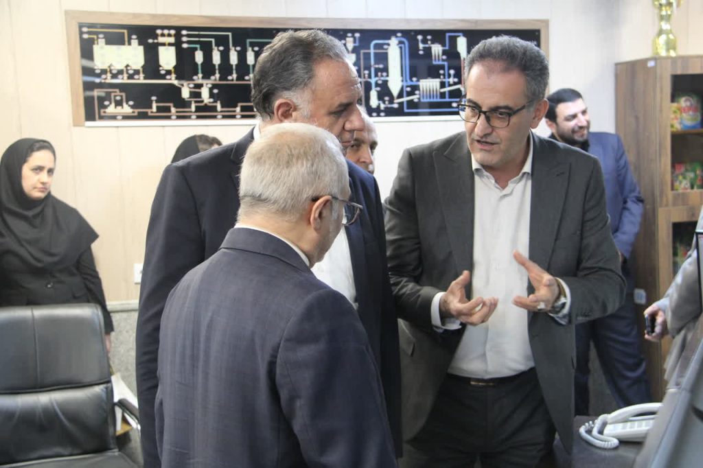 برگزاری جلسه بررسی عملکرد سه ماهه نخست سال مالی ۱۴۰۴ شرکت‌های شوینده گروه توسعه صنایع بهشهر در شرکت پاکسان