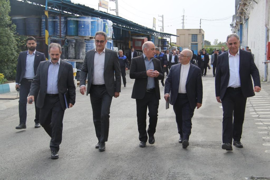 برگزاری جلسه بررسی عملکرد سه ماهه نخست سال مالی ۱۴۰۴ شرکت‌های شوینده گروه توسعه صنایع بهشهر در شرکت پاکسان