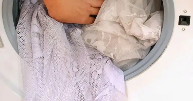 شستشوی پرده توری